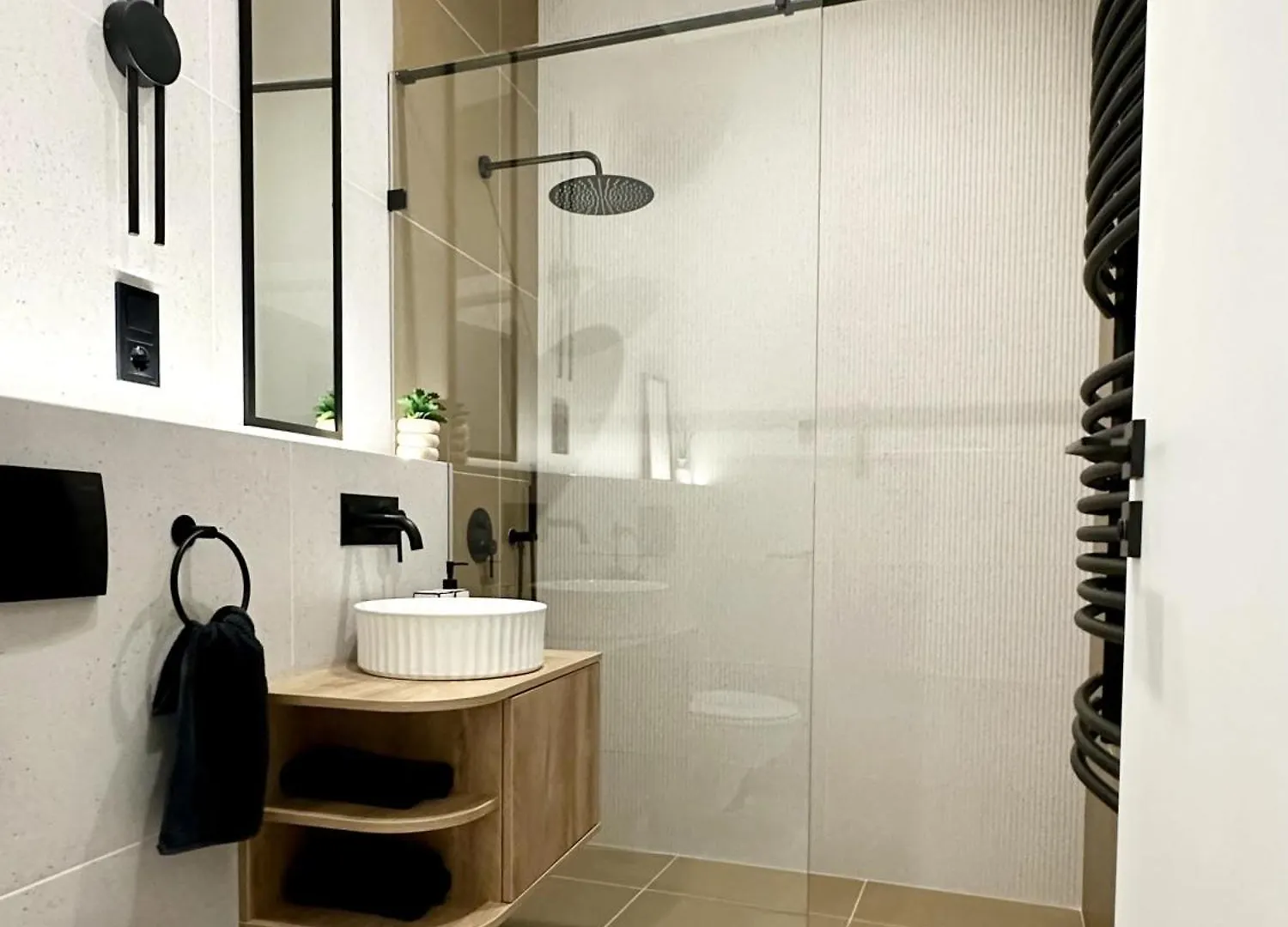 Oktogon-T6 Luxury Suite Budapest Hungary